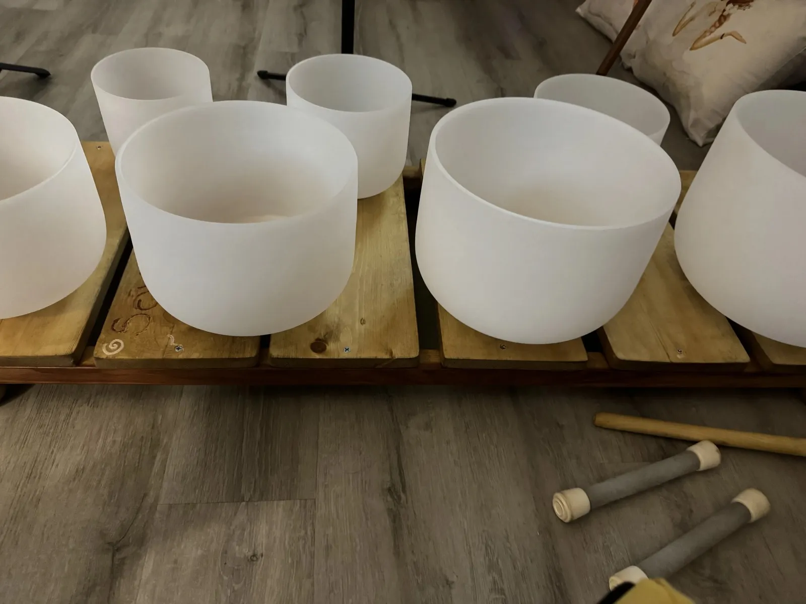 Victoria portrait with warm golden tones